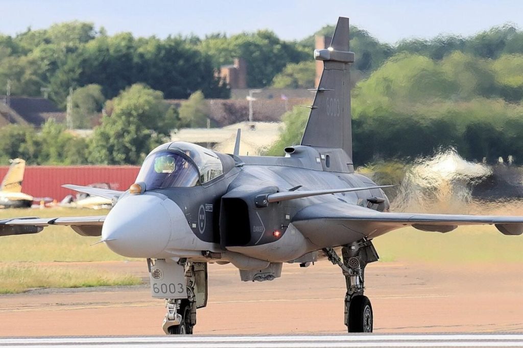 JAS 39 Gripen: коли і скільки винищувачів отримає Україна