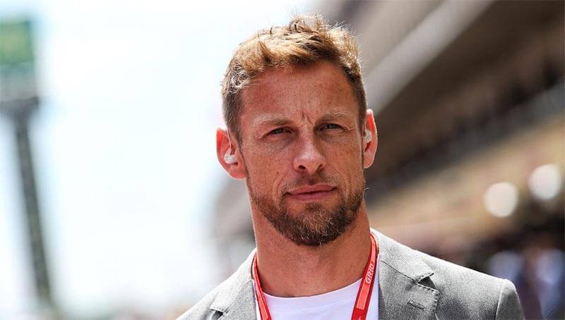 Легендарний гонщик Дженсон Баттон завершує кар’єру після фіналу WEC у Бахрейні Дженсон Баттон оголосив про завершення кар’єри