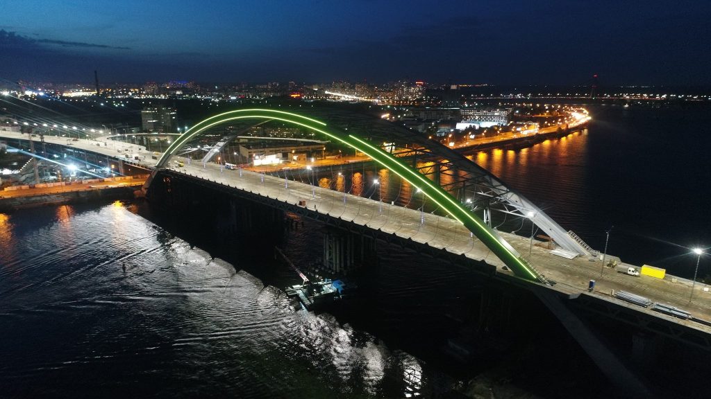 Рух Подільським мостом у Києві обмежать під час тривог