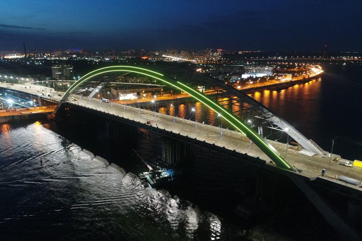Рух Подільським мостом у Києві обмежать під час тривог