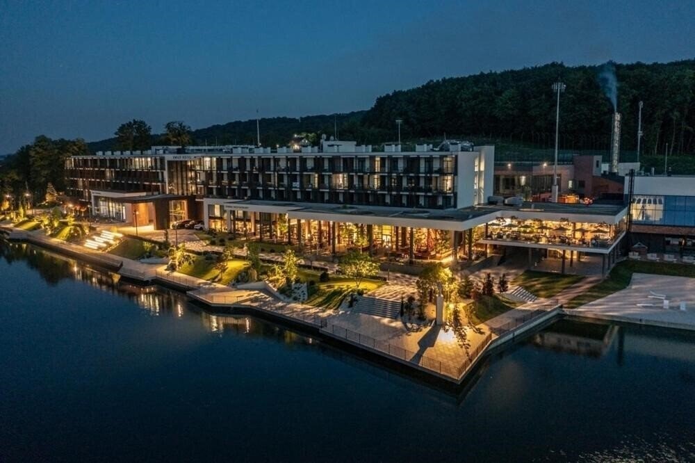 Де відсвяткувати Новий рік 2026 у Львові