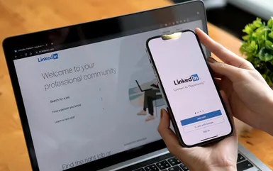 Чому LinkedIn став соцмережею для стеження за колишніми і хто бачить ваші перегляди