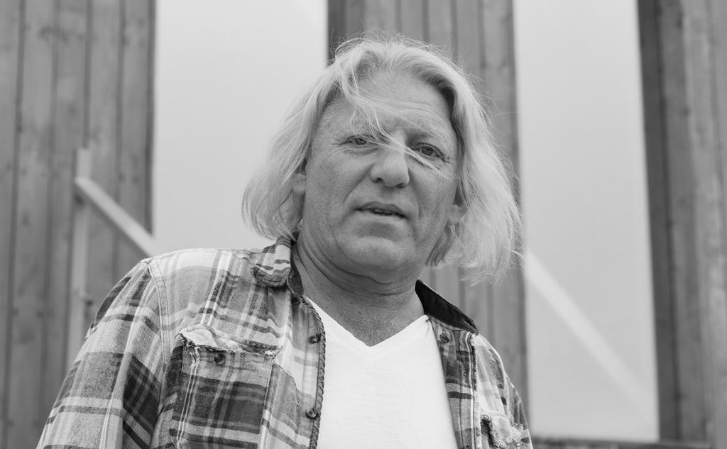 Олександр Олейников помер: що відомо про причини смерті, кар’єру і “Вечірній Ургант” Олександр Олейников помер: що відомо про причини смерті, кар’єру і “Вечірній Ургант”