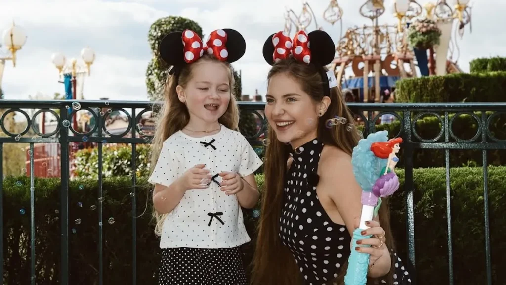 Стася Макєєва пообіцяла дубляж після скандалу з блогом доньки щодо російської