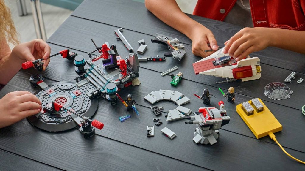 Як працює LEGO SMART Play™ , ціни та коли вийдуть перші набори Star Wars