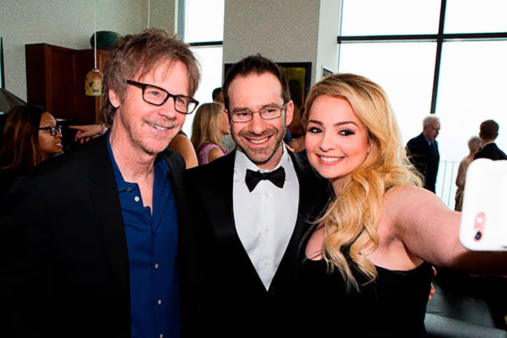 Помер власник OnlyFans Леонід Радвінський — чим запам’ятався і що буде далі з платформою