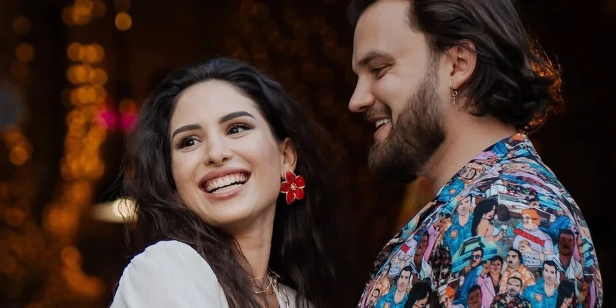 SKYLERR подарувала Євгену Проніну раритетний Mercedes S-Class 1977 року