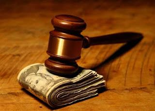 Рішення суду є, грошей немає: чому Пенсійний фонд затягує виплати після програшу