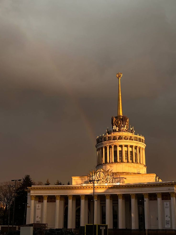 Куди піти у Києві в травні 2026: концерти, вистави та культурні події місяця