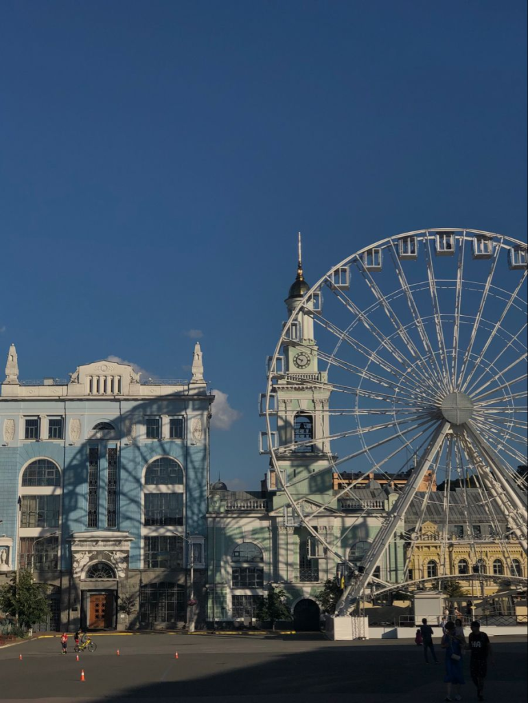 У Києві знімають легендарне шоу «Караоке на майдані»: що відомо про повернення проєкту