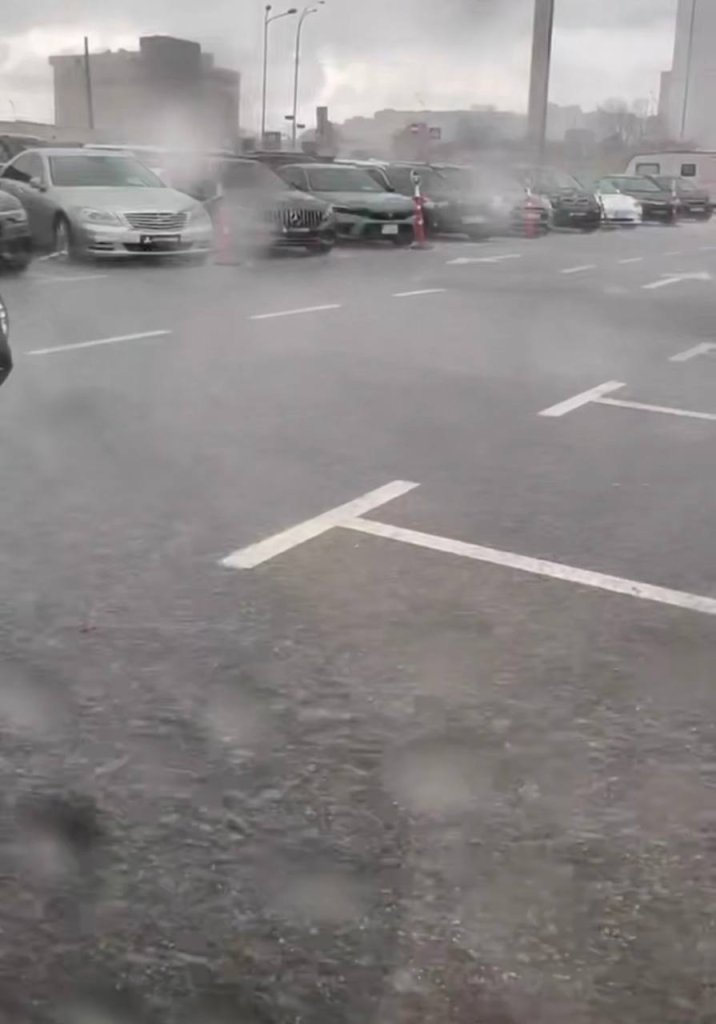 Україну накрили погодні гойдалки: коли чекати тепла і що прогнозують синоптики