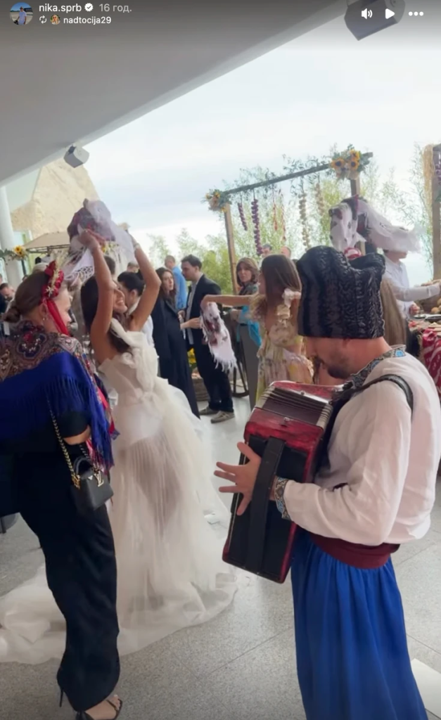 Рікі Мартін, Галкін і Меладзе співали на розкішному весіллі учасниці “Міс Україна” у Каннах: що відомо про гучне свято