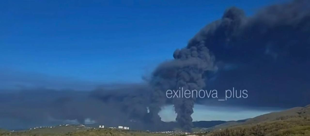 У Туапсе — екокатастрофа: “чорний дощ”, мазут на пляжах і токсичне повітря після пожеж на НПЗ