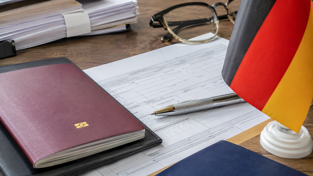 Українці в Німеччині зможуть подаватися на громадянство з 2027 року: кого це стосується