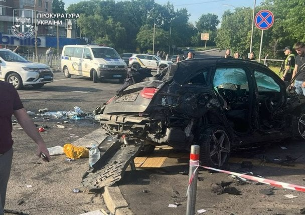 Жахлива ДТП у Києві: четверо людей загинули, серед них дитина