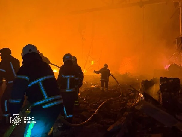 Нічна атака РФ на Україну 16 липня: двоє загиблих у Києві, пожежі та пошкодження в регіонах